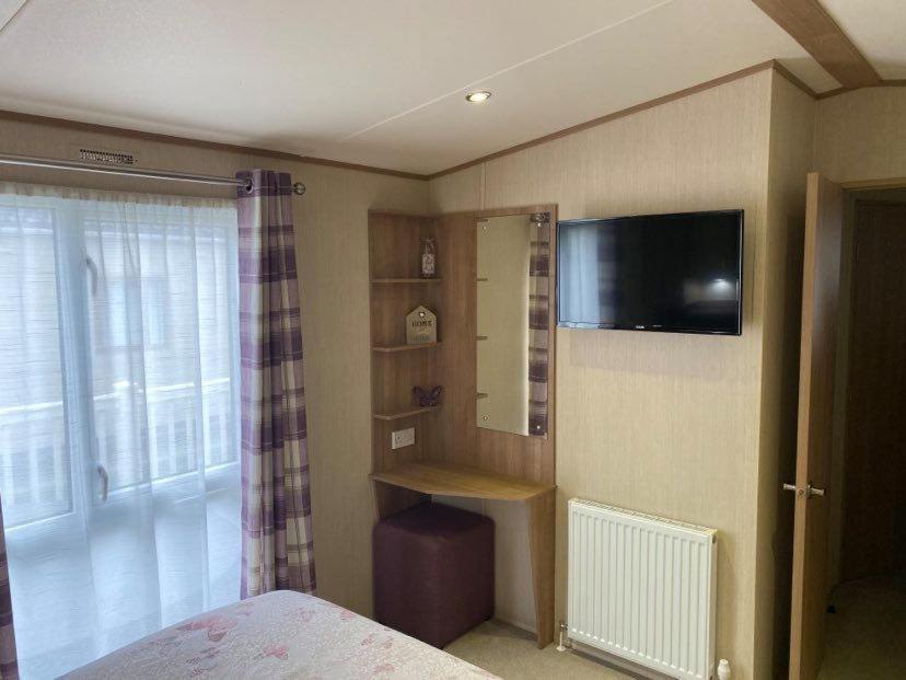 Kingfisher Court 2 Tattershall Lakes With Hot Tub מראה חיצוני תמונה