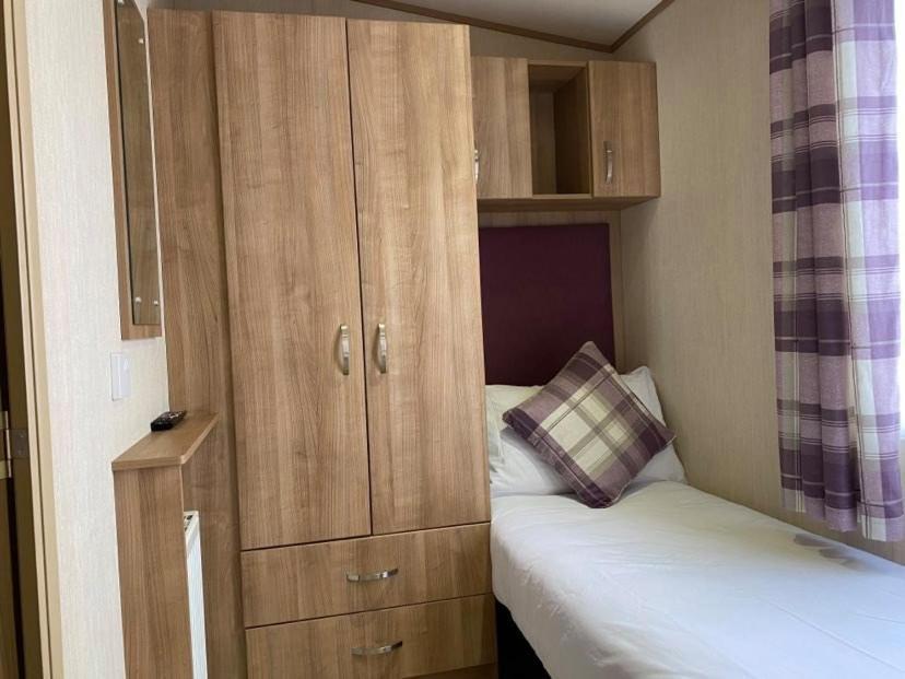 Kingfisher Court 2 Tattershall Lakes With Hot Tub מראה חיצוני תמונה